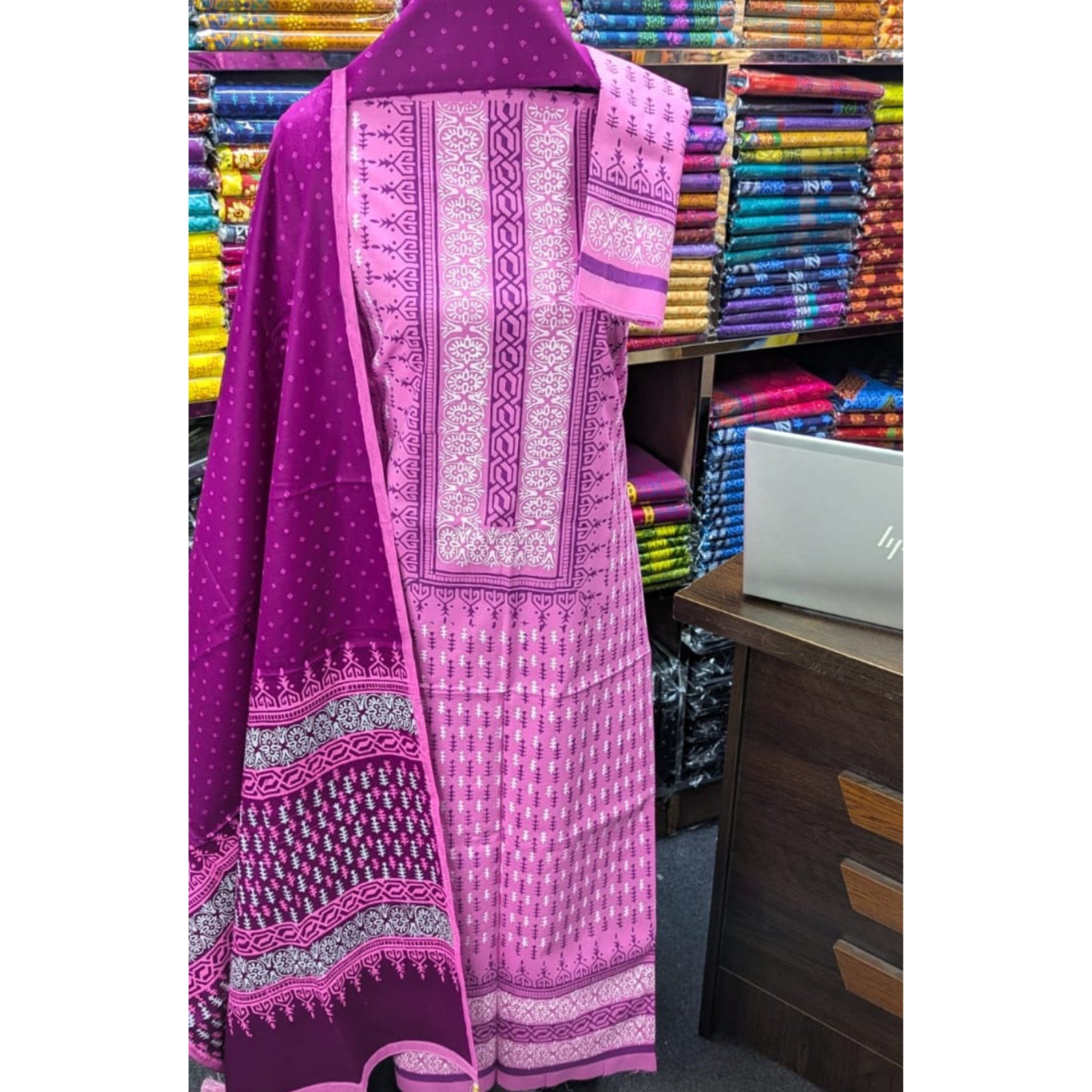 New Exclushive Collection High Qualitiey Cotton Printed Three Piece  Code: 8327